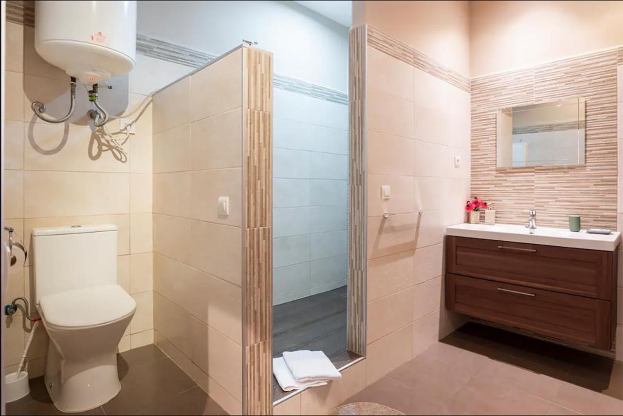 Rustic & Nice Apartment In Malaga Center Ngoại thất bức ảnh
