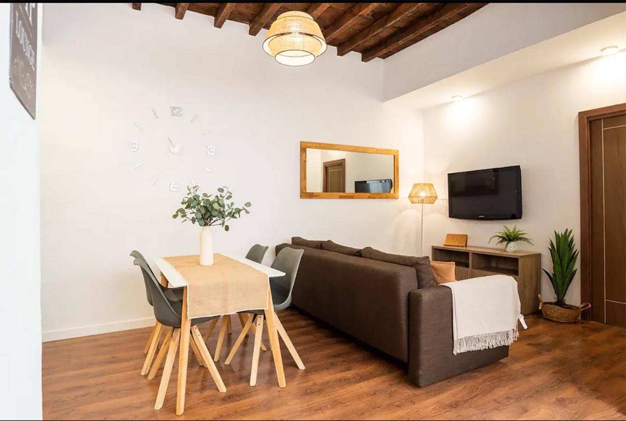 Rustic & Nice Apartment In Malaga Center Ngoại thất bức ảnh